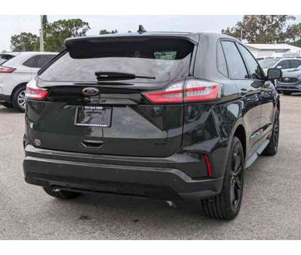 2024 Ford Edge SE is a Green 2024 Ford Edge SE Car for Sale in Sarasota FL