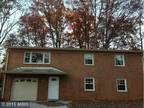 Detached, Colonial - SPRINGFIELD, VA 6400 Rivington Rd