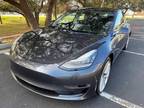 2018 Tesla Model 3 (Long Range) sedan