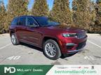 2024 Jeep grand cherokee Red, 843 miles