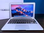 Apple MacBook Air Laptop Computer 11 inch