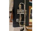 conn constellation trumpet great condition, comes with case,