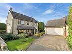 4 bedroom detached house for sale in Greys Close, Bussage, Stroud, GL6