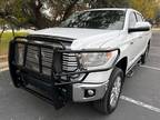 2015 Toyota Tundra Crew Max (5.7 V8 Limited 4WD) crew cab truck