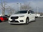 2021 Chrysler Pacifica Hybrid White, 30K miles