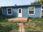 Cute, updated studio house in great South Campus/South Eugene location -