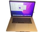 Apple MacBook Pro Touch Bar/ID Core i7 2.2GHz 16GB 256GB 15" LOW CYCLE 40