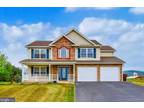 290 Cresthaven Drive, Fayetteville, PA 17222