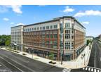 925 S Glebe Rd #1 BR 1 BA, Arlington, VA 22204