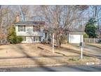 2492 Fraser Ct, Woodbridge, VA 22191