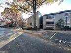 2216 Springwood Dr #102, Reston, VA 20191