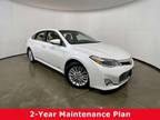 2013 Toyota Avalon Hybrid White, 62K miles