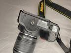 Nikon D5600 DSLR W/18-55mm Lens & 2 Batteries & Charger