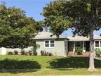 Traditional, Duplex - Westchester, CA 7865 Flight Ave