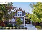 431 Clifton St, Oakland CA 94618