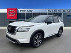 2024 Nissan Pathfinder Black, new