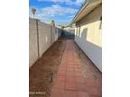 222 E Southgate Ave #B, Phoenix, AZ 85040