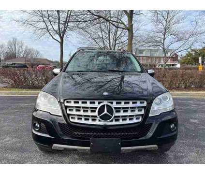 2010 Mercedes-Benz M-Class for sale is a Black 2010 Mercedes-Benz M Class Car for Sale in Overland Park KS