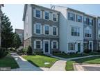 Interior Row/Townhouse - ASHBURN, VA 21815 Petworth Ct