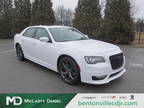 2023 Chrysler 300 White, 7K miles