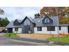 5 bedroom detached house for sale in Knightwood Close, Highcliffe, Christchurch