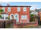 2 bedroom semi-detached house for sale in Belmont Vale, Maidenhead, Berkshire