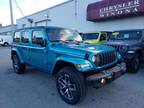 2024 Jeep Wrangler White, 24 miles