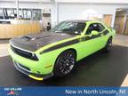 2023 Dodge Challenger Green, 627 miles