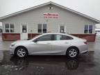 2017 Chevrolet Malibu Silver, 31K miles