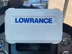 Lowrance HDS-7 LIVE GPS Marine Chartplotter without Transducer / MINT CONDITION!