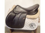 18" Voltaire Stuttgart Saddle - Full Buffalo - 2022 - 3A Flaps - 4.75" dot to