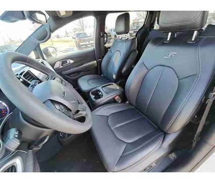 2024NewChryslerNewPacificaNewFWD is a White 2024 Chrysler Pacifica Car for Sale in Waconia MN