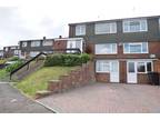 4 bedroom semi-detached house to rent in Chairborough Road, High Wycombe