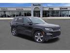 2024 Jeep grand cherokee Black, 32 miles