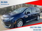 2019 Chrysler Pacifica Blue, 38K miles