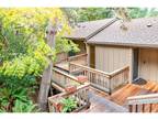 405 STONEWOOD DR, Eugene OR 97405