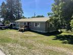 425 W Larch Newport, WA