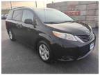 2011 Toyota Sienna LE V6 Auto Access Seat