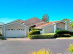 Condominium, Cottage - Irvine, CA 2 Windwood #24