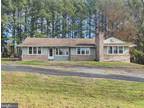 106 Beaumin Dr, Newark, DE 19702