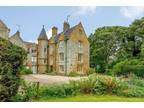 5 bedroom semi-detached house for sale in Northamptonshire, NN11 - 35280380 on
