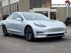 2018 Tesla Model 3 Silver, 46K miles