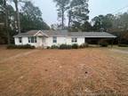 1633 CHICKEN FOOT RD, Hope Mills, NC 28348 Single Family Residence For Sale MLS#