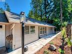 430 LOCHMOOR PL, Eugene OR 97405