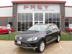 2016 Volkswagen Touareg Black, 97K miles