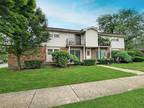 Low Rise (1-3 Stories) - Orland Park, IL 9825 W 151st St #1E