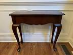 queen anne furniture antique Table