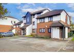 2 bedroom property for sale in Palmers Green, N13 - 36088163 on