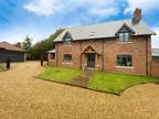 4 bedroom detached house for sale in Bridgewater Place, Harmer Hill, Shrewsbury