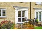 2 bedroom apartment for sale in Otters Court, Witney, OX28 1GJ, OX28